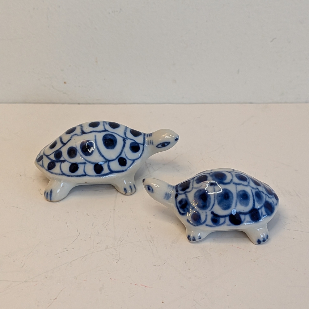 Vintage miniature porcelain hand painted  turtle Figurines, set of 2 Tiny Animal